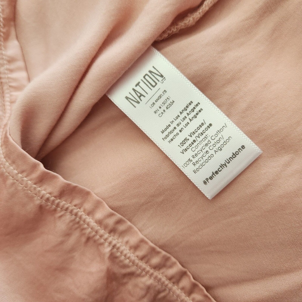 Nation Ltd June Satin V-Neck Pink T-Shirt Top Women's Small Silky Short Sleeves - Picture 8 of 10